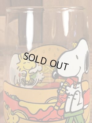 70〜80年代頃のハンバーガーのスヌーピーのビンテージのグラスコップ