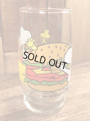 70〜80年代頃のハンバーガーのスヌーピーのビンテージのグラスコップ