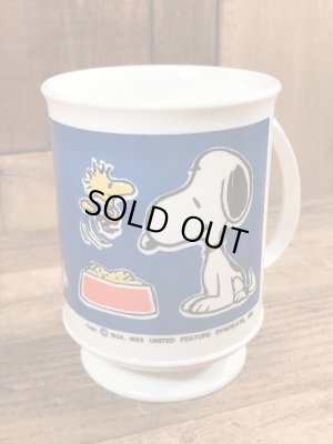 70〜80年代頃のスヌーピーのビンテージのプラスチックマグ