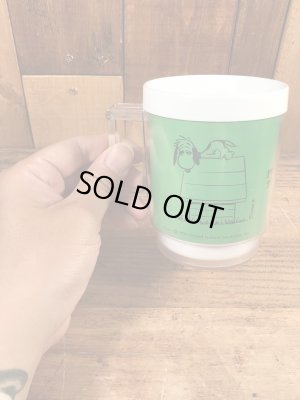 70’sのスヌーピーのヴィンテージのプラスチックマグカップ