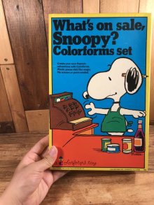 他の写真3: Colorforms Peanuts “What's on sale, Snoopy?” Colorforms Set　スヌーピー　ビンテージ　カラーフォームズ　おままごと　70年代