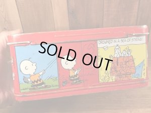 70年代頃のサーモス社製のスヌーピーのビンテージのランチボックス