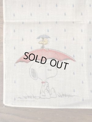 70〜80年代頃のホールマーク社製のスヌーピーのビンテージのハンカチ