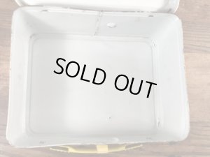 70年代頃のサーモス社製のスヌーピーのビンテージのランチボックス