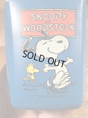 70’sのスヌーピーとウッドストックのヴィンテージのサーモボトル