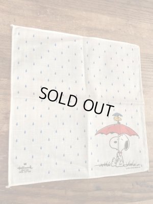 70〜80年代頃のホールマーク社製のスヌーピーのビンテージのハンカチ