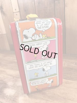 70年代頃のサーモス社製のスヌーピーのビンテージのランチボックス