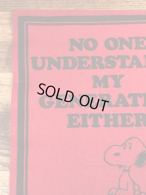 70年代頃のスヌーピーのビンテージのフェルトバナー