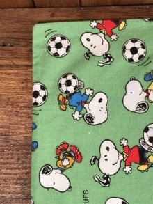 他の写真1: Peanuts Snoopy “Football” Pillow Case　スヌーピー　ビンテージ　ピローケース　枕カバー　90年代〜