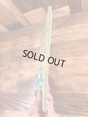 70年代頃のスヌーピーのビンテージの絵本