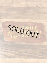 “Smile Dern Ya Smile!” Wood Sign　メッセージ　ビンテージ　壁掛け　サインボード　60年代