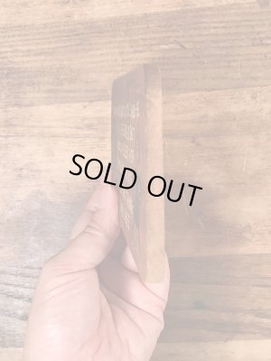 60年代頃のメッセージが描かれたビンテージの壁掛けウッドサイン