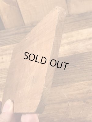 60’sのメッセージが描かれたヴィンテージのサインボード