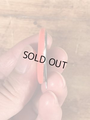 70年代頃のスマイルフェイスのビンテージの缶バッジ