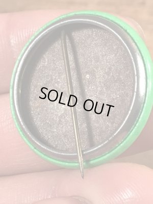 70年代頃のスマイルフェイスのビンテージの缶バッジ