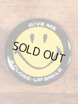 “Give Me A Close Up Smile” Pinback　スマイルフェイス　ビンテージ　缶バッジ　缶バッチ　70年代〜