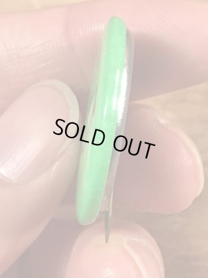 70年代頃のスマイルフェイスのビンテージの缶バッジ