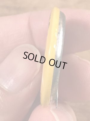 70年代頃のスマイルフェイスのビンテージの缶バッジ