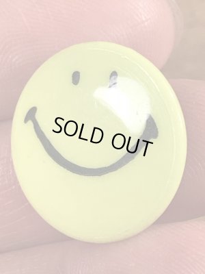 70’sのスマイルフェイスのヴィンテージの缶バッチ