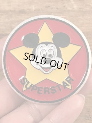 80年代頃のミッキーマウスのビンテージのバッチ