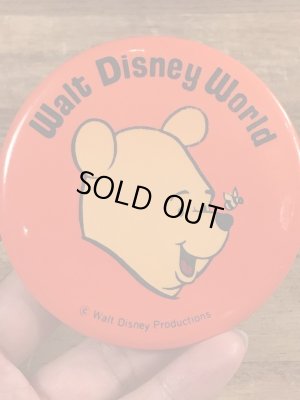 70年代頃のくまのプーさんのビンテージの缶バッジ