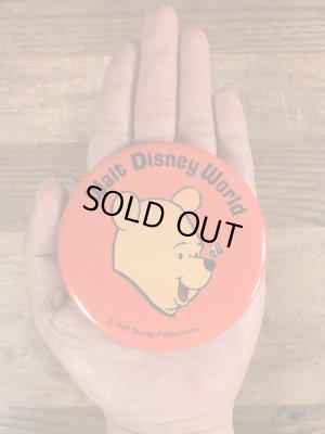 70年代頃のくまのプーさんのビンテージの缶バッジ