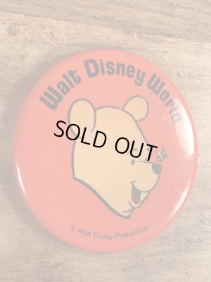 70年代頃のくまのプーさんのビンテージの缶バッジ