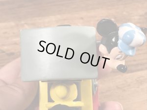 ディズニーのミッキーマウスのビンテージのトイ