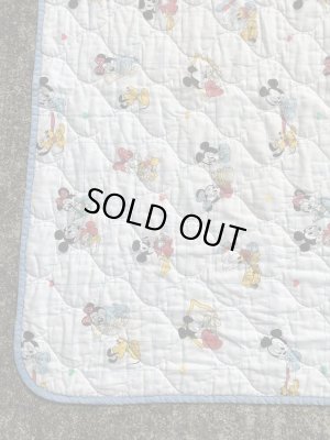 80年代頃のベイビーミッキーマウスのヴィンテージのキルティング生地