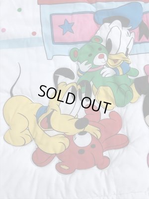 80年代頃のベイビーミッキーマウスのビンテージのお布団