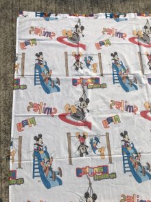 他の写真3: Disney Mickey Mouse “Clubhouse” Flat Sheet　ミッキーマウス　ビンテージ　フラットシーツ　ディズニー　2000年代~