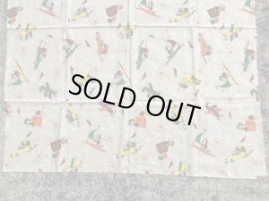 60~70年代頃の乗り物に乗ったミッキーマウスのビンテージの端切れ布