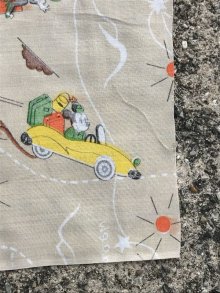 他の写真3: Disney Mickey Mouse “Vehicle” Cloth　ミッキーマウス　ビンテージ　端切れ生地　ディズニー　60~70年代