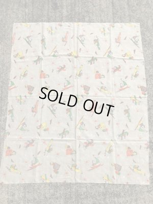 60~70年代頃の乗り物に乗ったミッキーマウスのビンテージの端切れ布