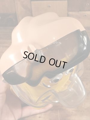 70年代頃のフリントストーンのフレッドのビンテージのガムボールマシン