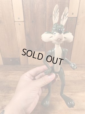 60年代頃のルーニーテューンズのワイリーコヨーテのヴィンテージのフィギュア