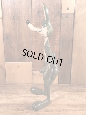 60年代頃のルーニーテューンズのワイリーコヨーテのヴィンテージのフィギュア