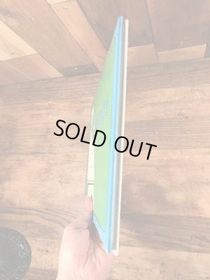 70年代のスヌーピーのビンテージのノートブック