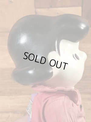 60年代のスヌーピーのルーシーのビンテージのポケットドール