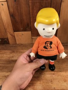 他の写真3: Peanuts Snoopy “Schroeder” Pocket Doll Figure　シュローダー　ビンテージ　ポケットドール　スヌーピー　60年代