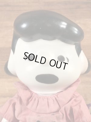 60年代のスヌーピーのルーシーのビンテージのポケットドール