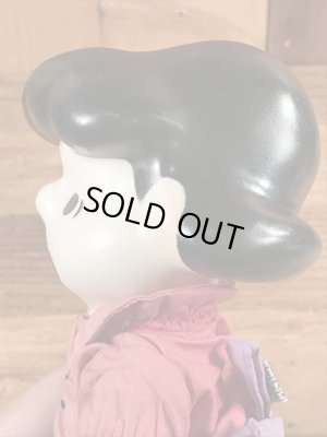 60年代のスヌーピーのルーシーのビンテージのポケットドール