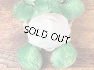 80年代のセサミストリートのオスカーのヴィンテージのぬいぐるみ