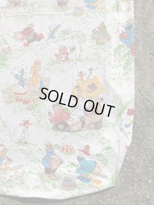 70~80年代のセサミストリートのビンテージのベッドシーツ