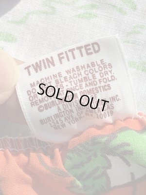 70~80年代のセサミストリートのビンテージのベッドシーツ