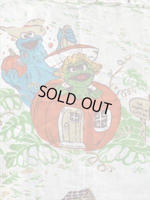 70~80年代のセサミストリートのビンテージのベッドシーツ