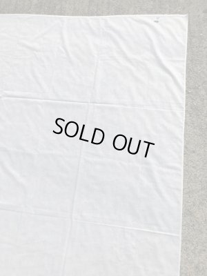 80年代のマペットショウのカーミットとミスピギーのヴィンテージのフラットシーツ