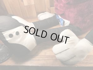 アドバタイジングキャラクターのカリフォルニアレーズンのヴィンテージのぬいぐるみ