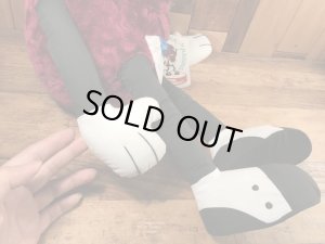 80年代のアドバタイジングキャラクターのカリフォルニアレーズンのヴィンテージのぬいぐるみ