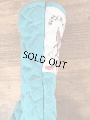 80年代のカリフォルニアレーズンのビンテージのミトン